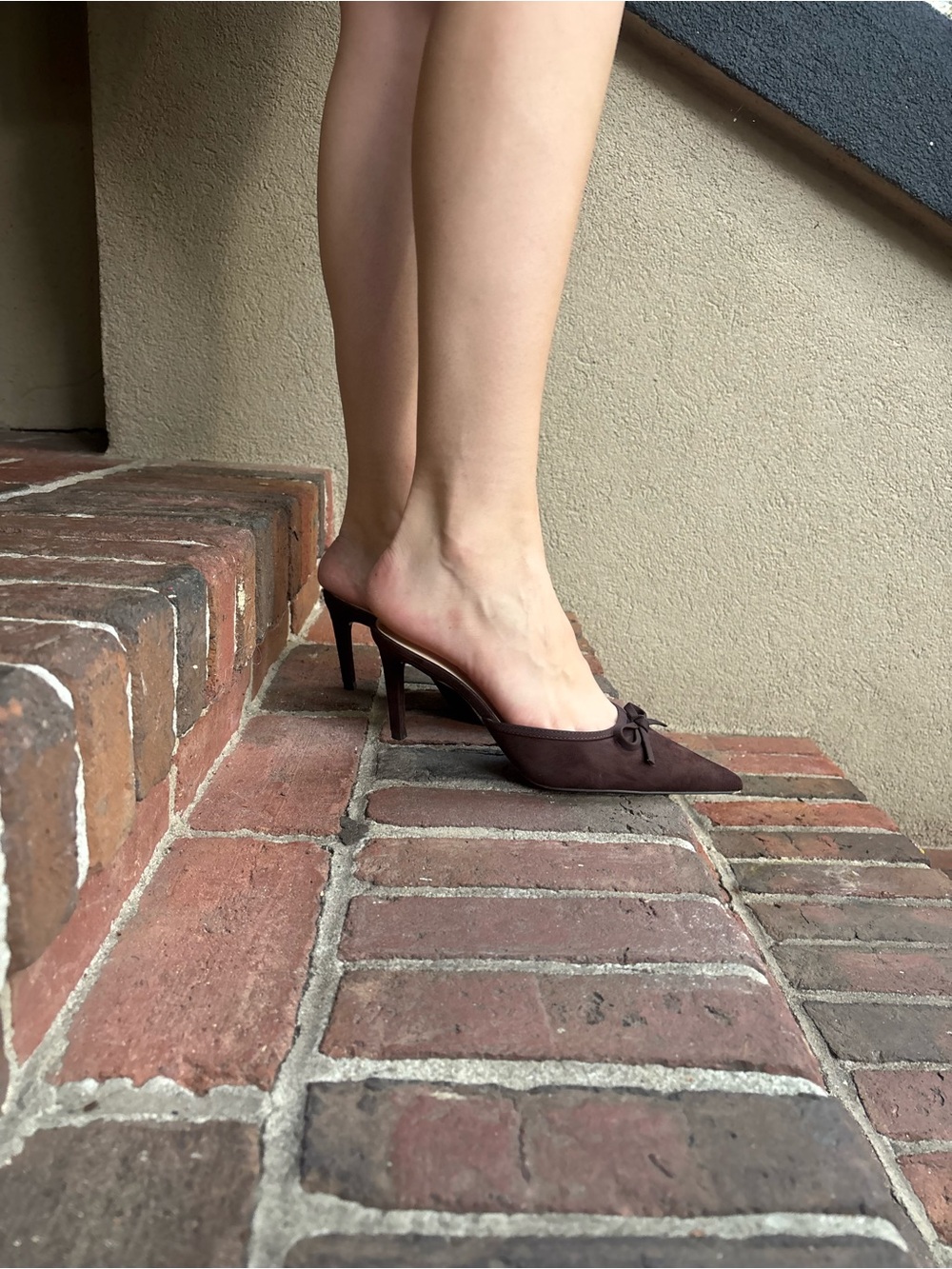 Jessica Simpson Dark Brown Suede Pointed-Toe Bow Mules - Picture 3 of 4